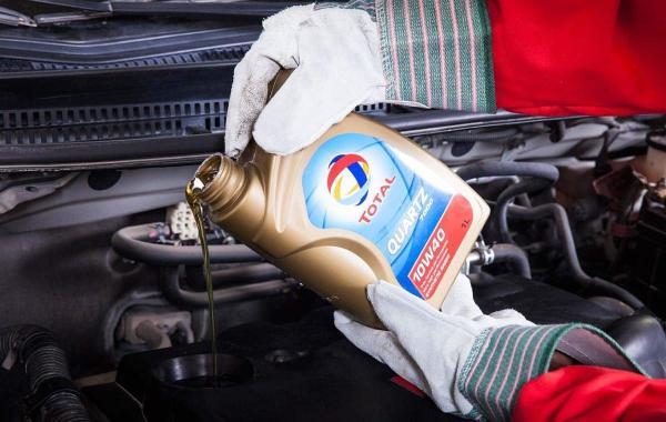 برترین زمان تعویض روغن موتور برترین زمان تعویض روغن موتور